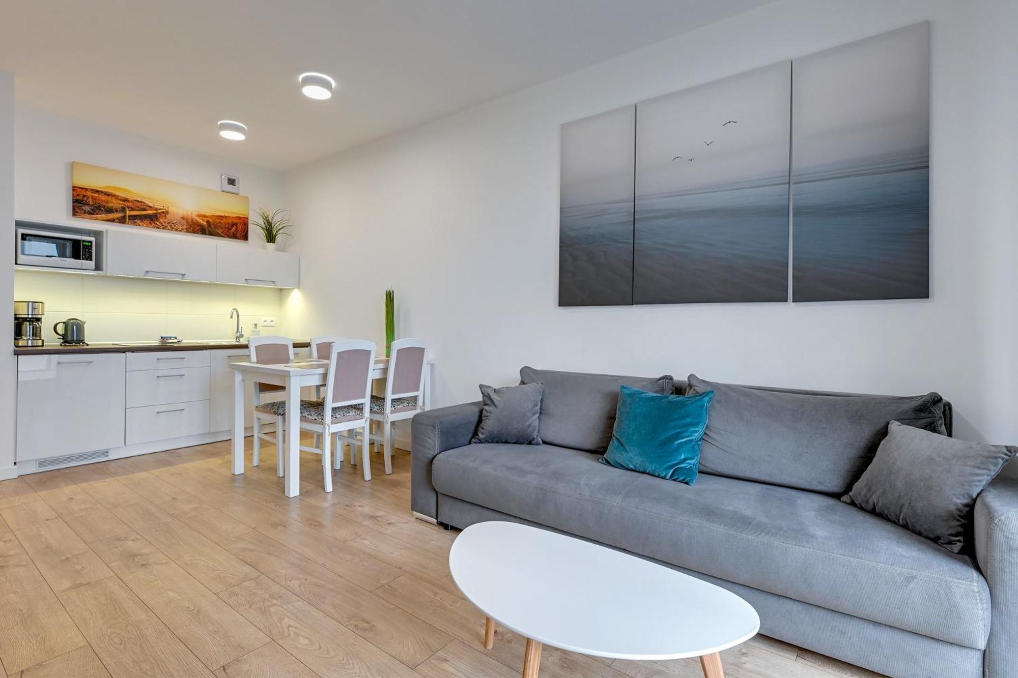 Apartament Nadmorskie Spektrum & Parking Gdansk Ngoại thất bức ảnh